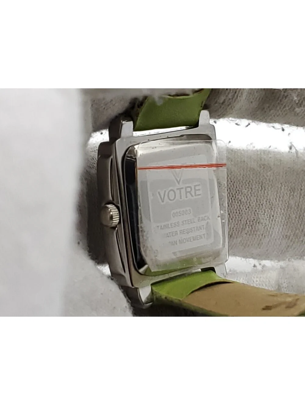 Votre Quartz Watch Women New Battery Green Dial Square 23mm